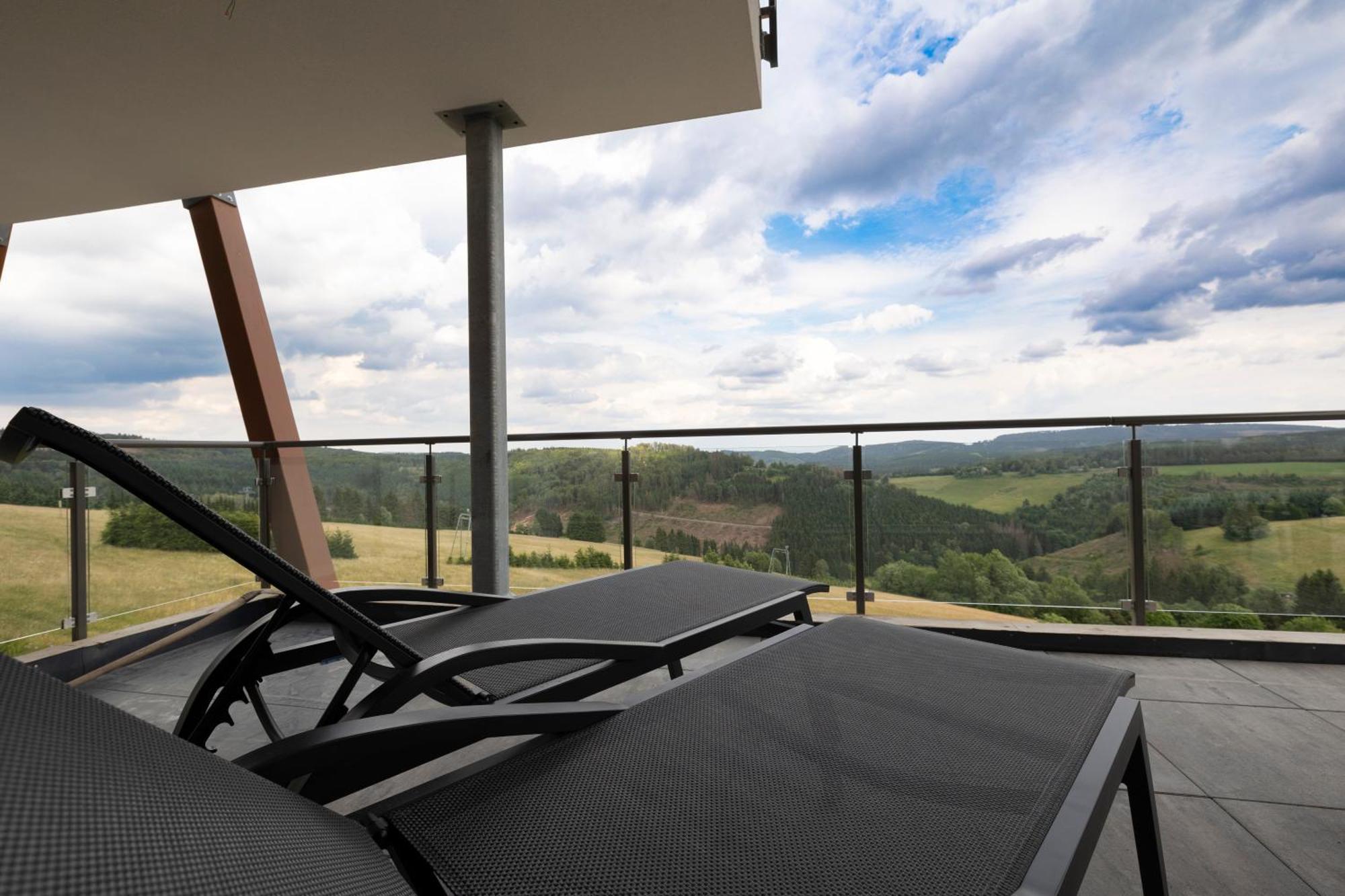 Weitblick Winterberg Aparthotel ภายนอก รูปภาพ