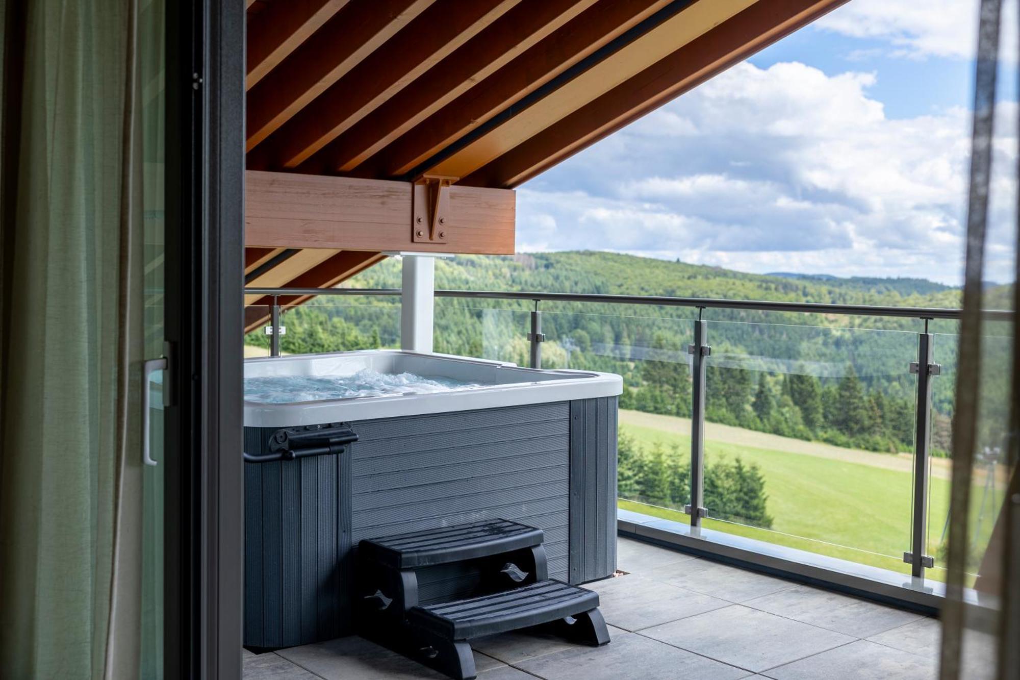 Weitblick Winterberg Aparthotel ภายนอก รูปภาพ